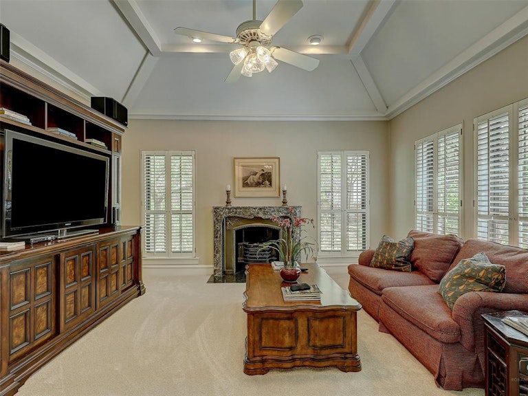 Photo 21 of 31 - 17316 Club Hill Ln, Dallas, TX 75248