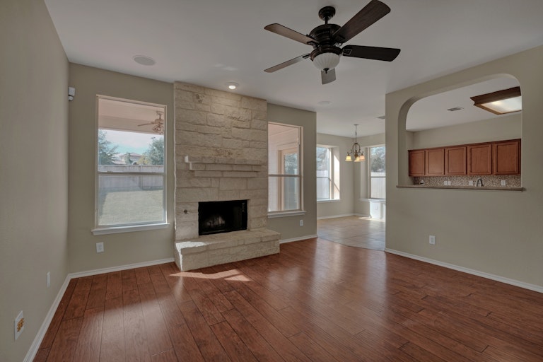 Photo 1 of 25 - 12142 Redbud Leaf, San Antonio, TX 78253