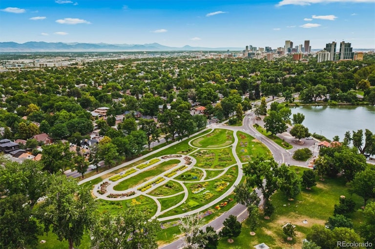 Photo 38 of 40 - 837 S Williams St, Denver, CO 80209
