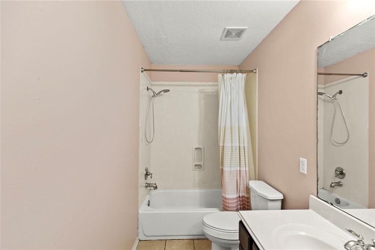 Photo 27 of 32 - 5938 Sugar Field Ln, Katy, TX 77449