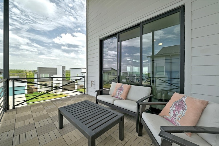 Photo 17 of 22 - 7321 Cordoba Dr, Austin, TX 78724