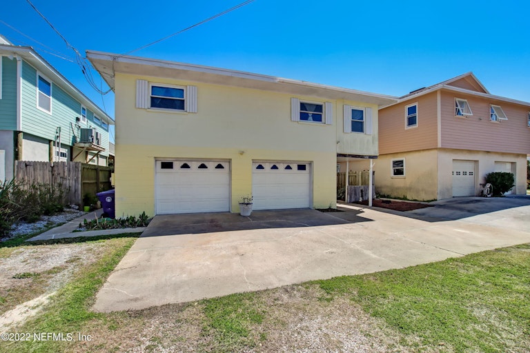 Photo 2 of 51 - 1126 N Fletcher Ave Unit AB, Fernandina Beach, FL 32034