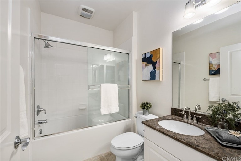 Photo 12 of 21 - 154 Coralwood, Irvine, CA 92618