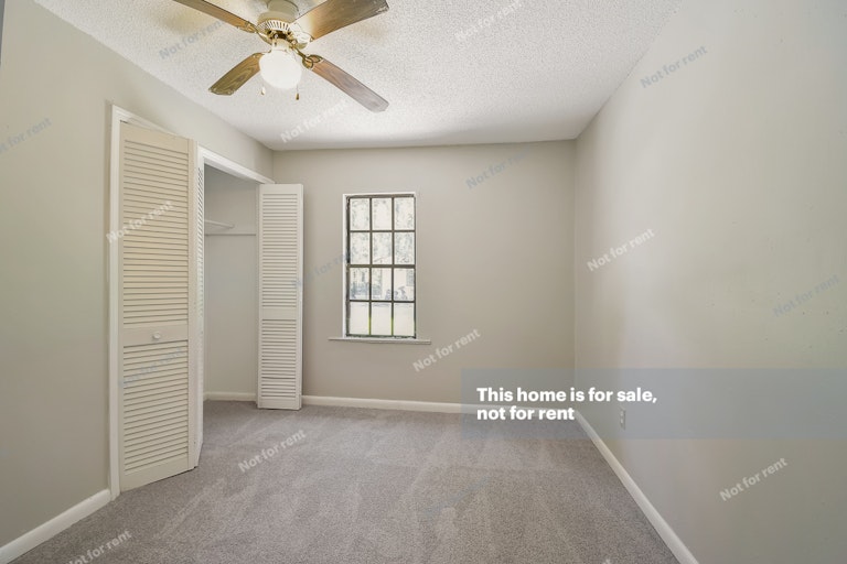 Photo 23 of 29 - 827 Dennison St, Jacksonville, FL 32254
