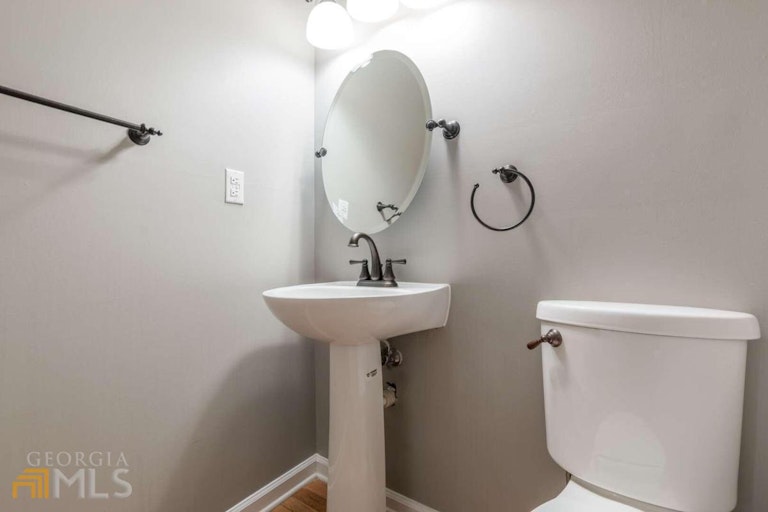 Photo 25 of 72 - 3535 Fairgreen Ct, Douglasville, GA 30135
