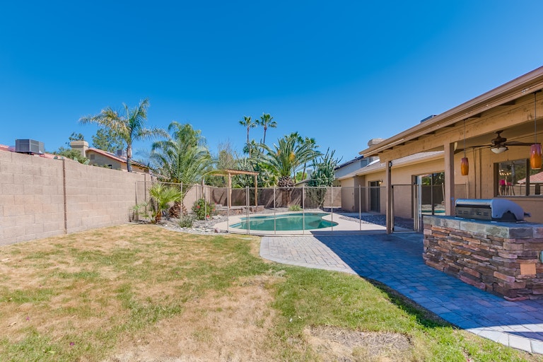Photo 31 of 36 - 6020 W Grandview Rd, Glendale, AZ 85306