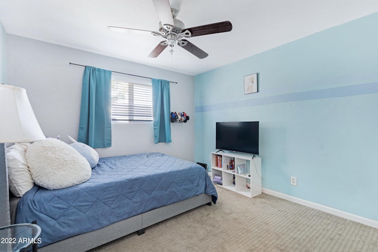 Photo 18 of 32 - 2528 E Blanche Dr, Phoenix, AZ 85032