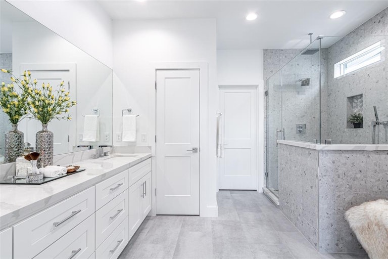 Photo 21 of 33 - 3410 Hardy St, Houston, TX 77009