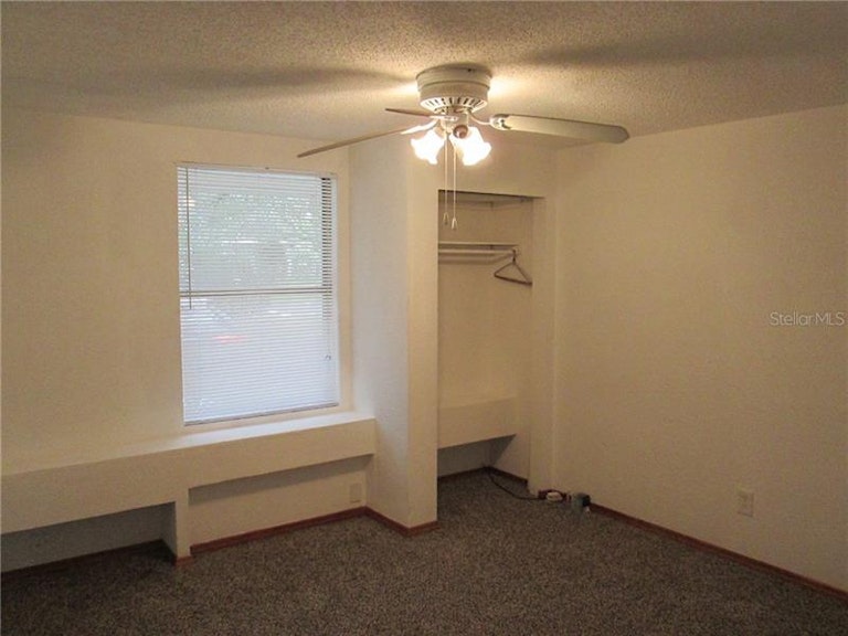Photo 9 of 13 - 411 E 3rd St, Chuluota, FL 32766