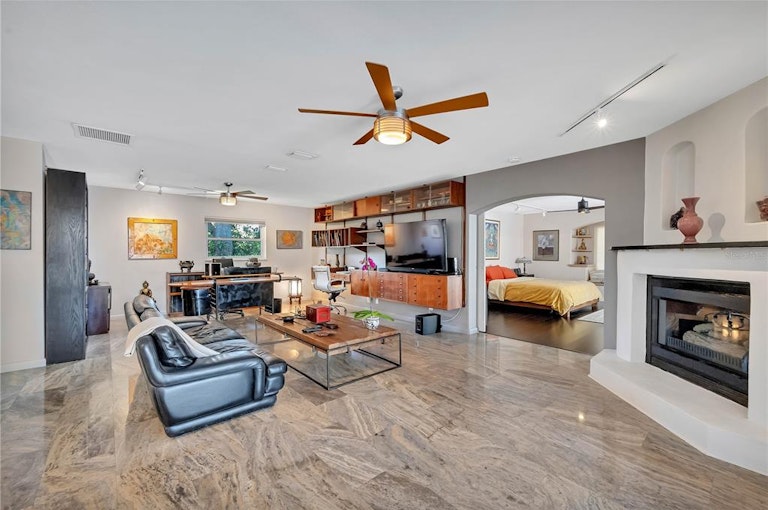 Photo 10 of 45 - 449 S Shore Dr, Osprey, FL 34229