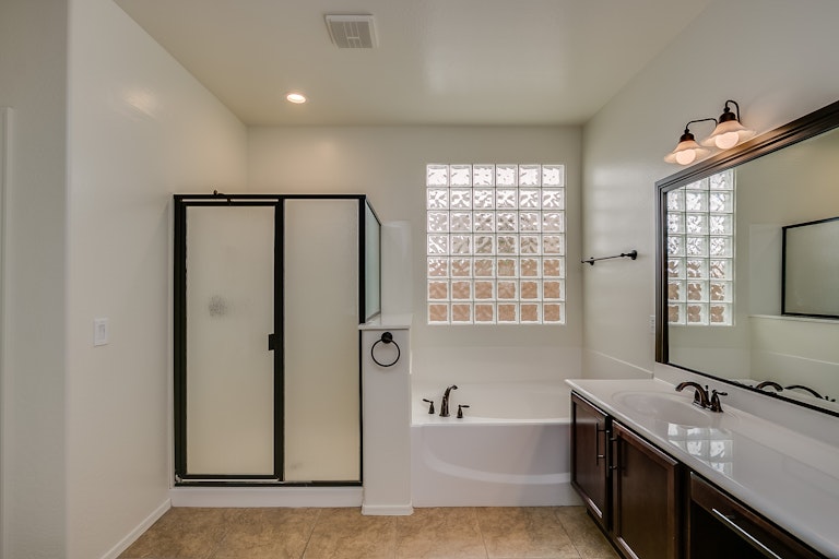 Photo 18 of 44 - 131 W Hackberry Dr, Chandler, AZ 85248