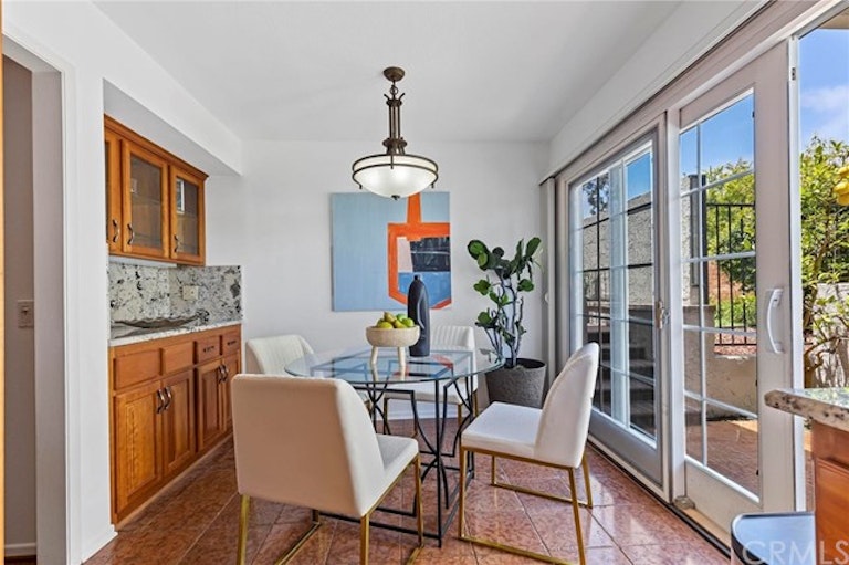 Photo 10 of 28 - 2641 Vista Ornada, Newport Beach, CA 92660