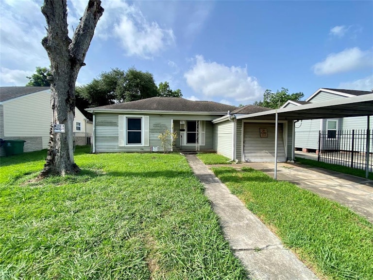 Photo 1 of 14 - 6722 Kernel St, Houston, TX 77087