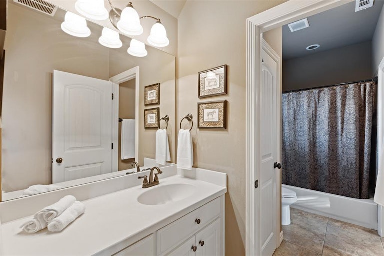 Photo 31 of 38 - 700 Frenchtown Rd, Argyle, TX 76226