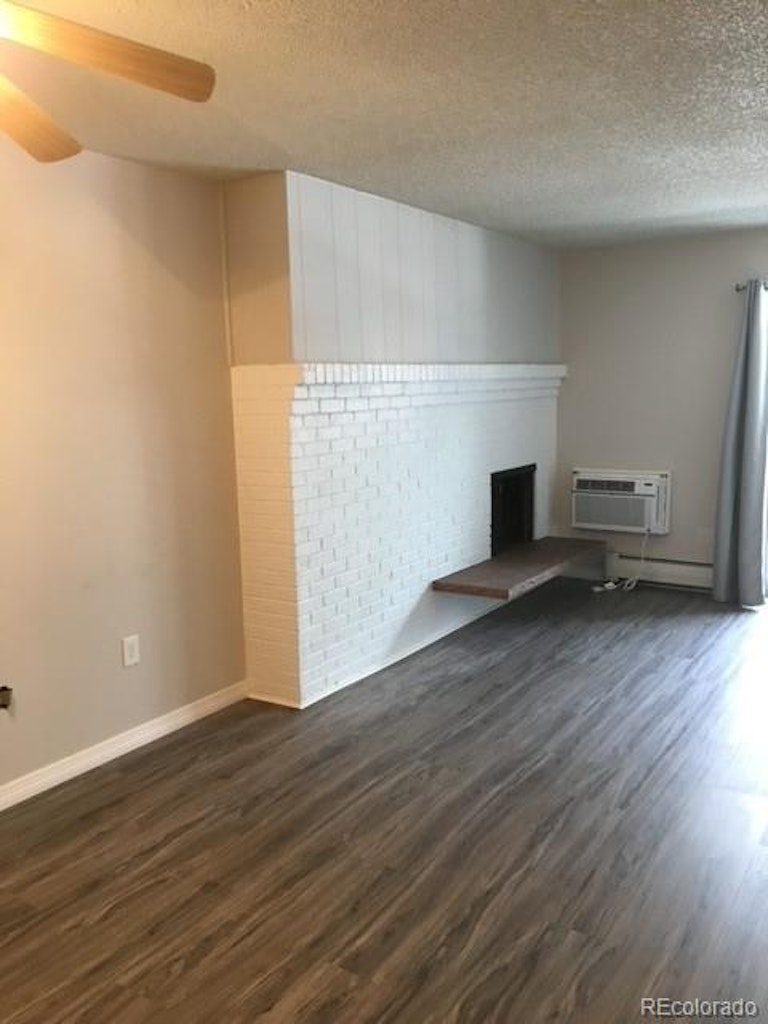 Photo 2 of 20 - 4110 Hale Pkwy #2G, Denver, CO 80220