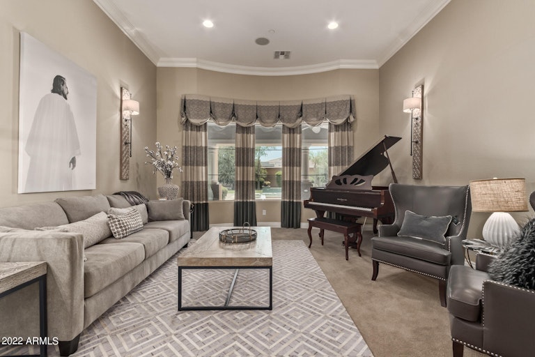 Photo 11 of 63 - 4767 S Rockwell St, Gilbert, AZ 85297