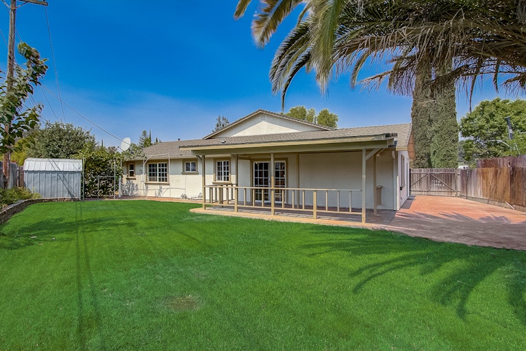 Photo 9 of 35 - 6928 Franela Way, Citrus Heights, CA 95621