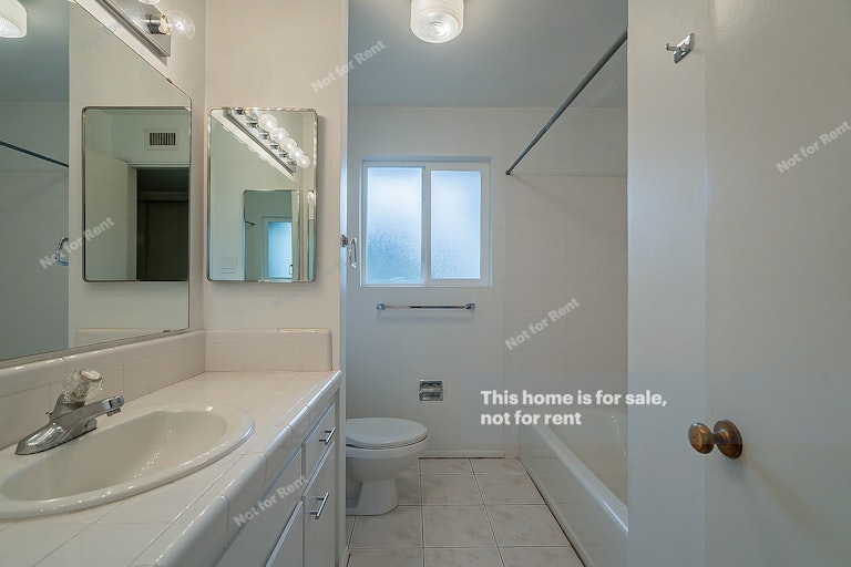 Photo 6 of 20 - 412 W Maryland Ave, Phoenix, AZ 85013