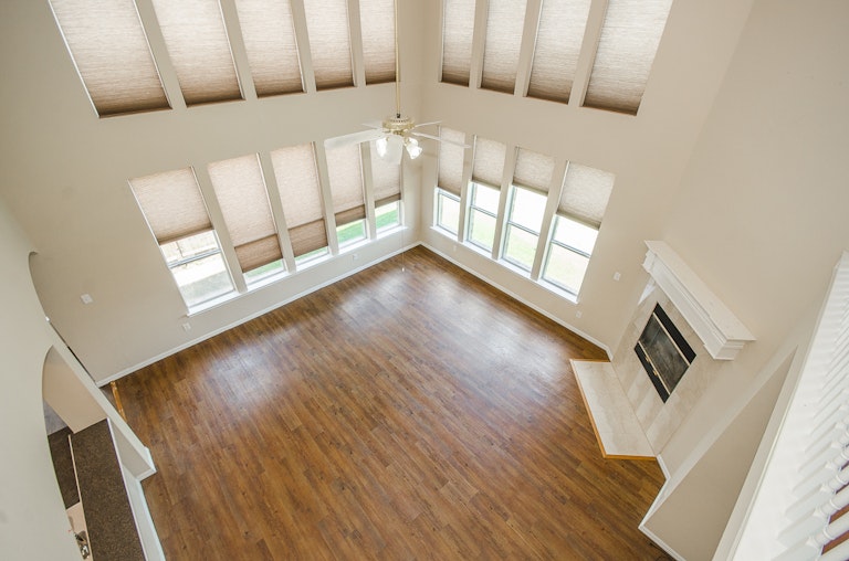 Photo 11 of 43 - 9714 Pinehurst Dr, Rowlett, TX 75089