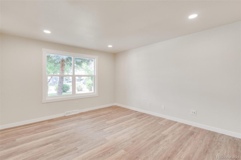 Photo 19 of 36 - 10731 W 104th Ave, Broomfield, CO 80021