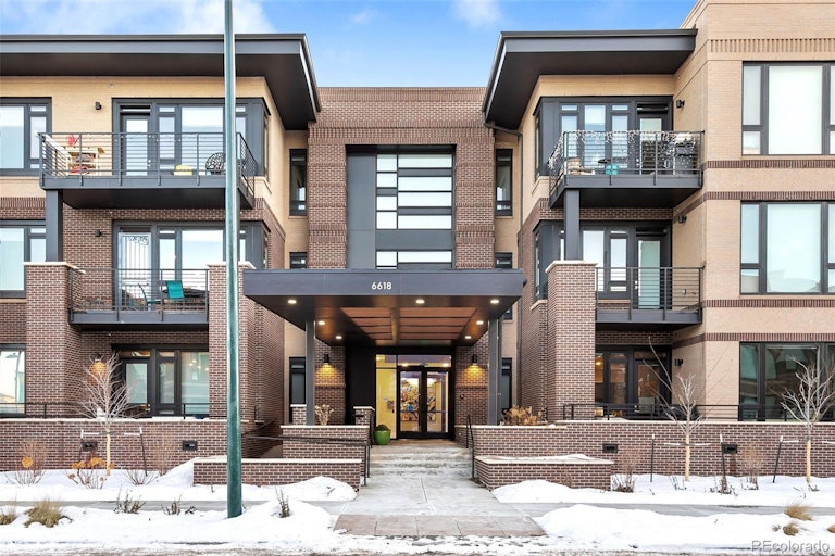 Photo 1 of 15 - 6618 E Lowry Blvd #205, Denver, CO 80230