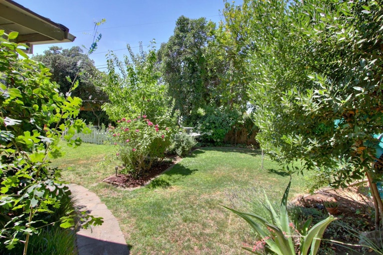 Photo 60 of 87 - 4501 Moddison Ave, Sacramento, CA 95819