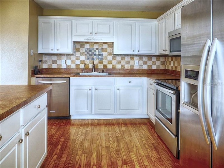 Photo 12 of 21 - 17044 Lake Ingram Rd, Winter Garden, FL 34787