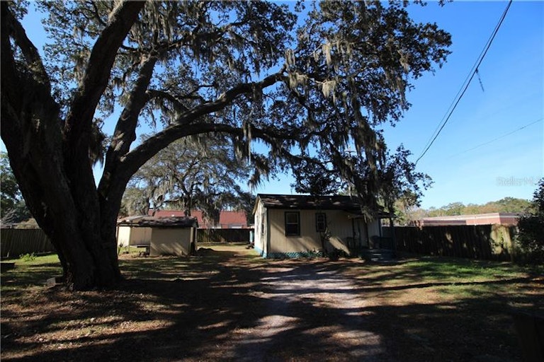 Photo 1 of 1 - 4022 Brower Dr, Seffner, FL 33584