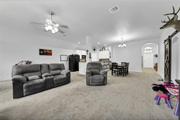 Photo 9 of 20 - 5414 Cunningham Ln, Rosenberg, TX 77471