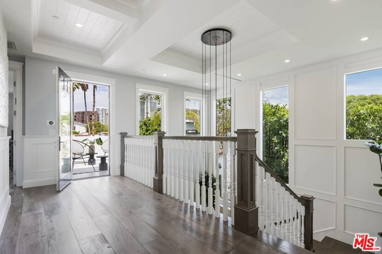 Photo 29 of 53 - 10526 Ohio Ave, Los Angeles, CA 90024