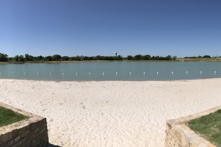 Photo 32 of 40 - 1317 Skyflower Ln, Celina, TX 75009