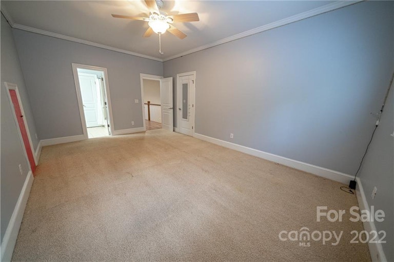 Photo 32 of 44 - 8433 Cheverny Dr, Waxhaw, NC 28173