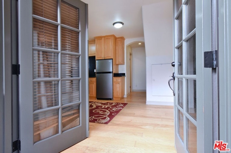 Photo 27 of 43 - 14208 Chandler Blvd, Sherman Oaks, CA 91401