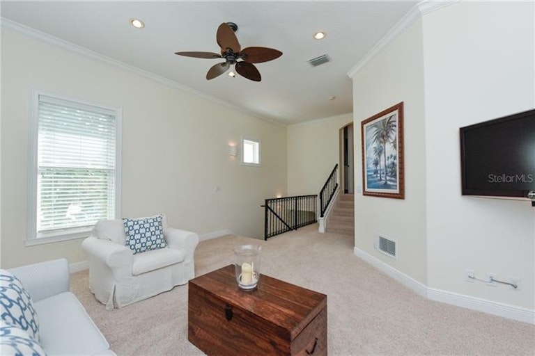 Photo 12 of 25 - 320 Faubel St, Sarasota, FL 34242