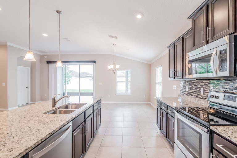 Photo 14 of 25 - 167 Brentley Ln, Orange Park, FL 32065