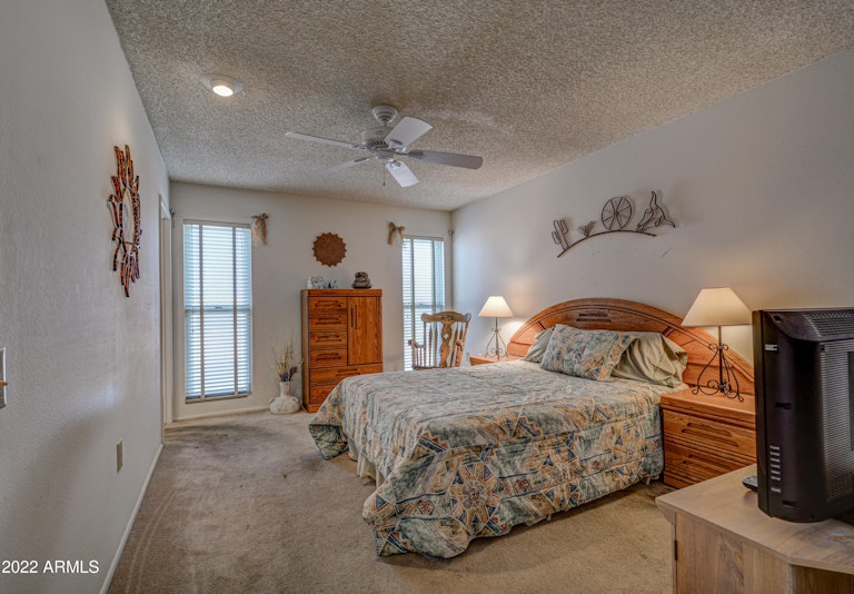 Photo 11 of 32 - 14444 N Lakeforest Dr, Sun City, AZ 85351