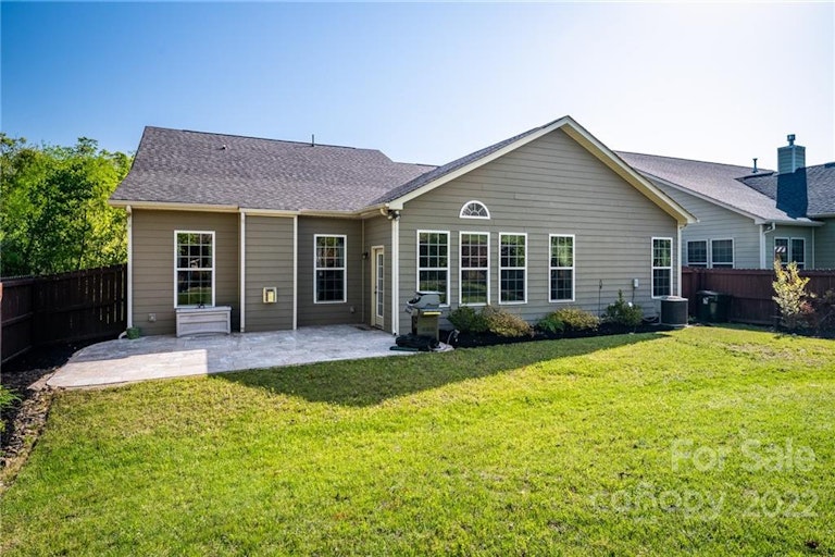 Photo 33 of 42 - 11418 Warfield Ave, Huntersville, NC 28078