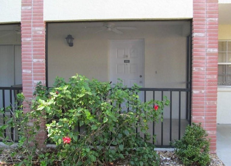 Photo 3 of 19 - 1531 Placida Rd #101, Englewood, FL 34223