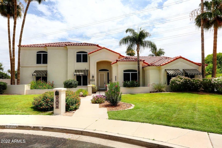 Photo 2 of 50 - 1015 S Maple, Mesa, AZ 85206