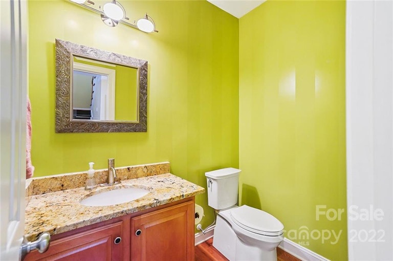 Photo 18 of 40 - 1252 Toteros Dr, Waxhaw, NC 28173