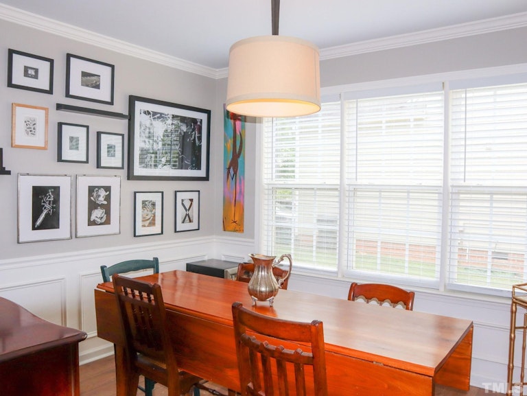 Photo 8 of 21 - 2408 Summit Dr, Hillsborough, NC 27278
