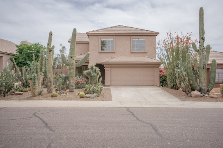 Photo 1 of 28 - 4233 E Rowel Rd, Phoenix, AZ 85050
