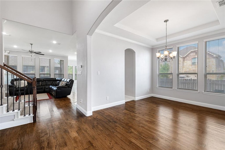 Photo 18 of 36 - 2317 Prairie Glen St, The Colony, TX 75056