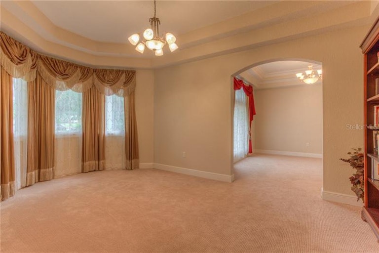 Photo 4 of 25 - 901 Academy Dr, Brandon, FL 33511