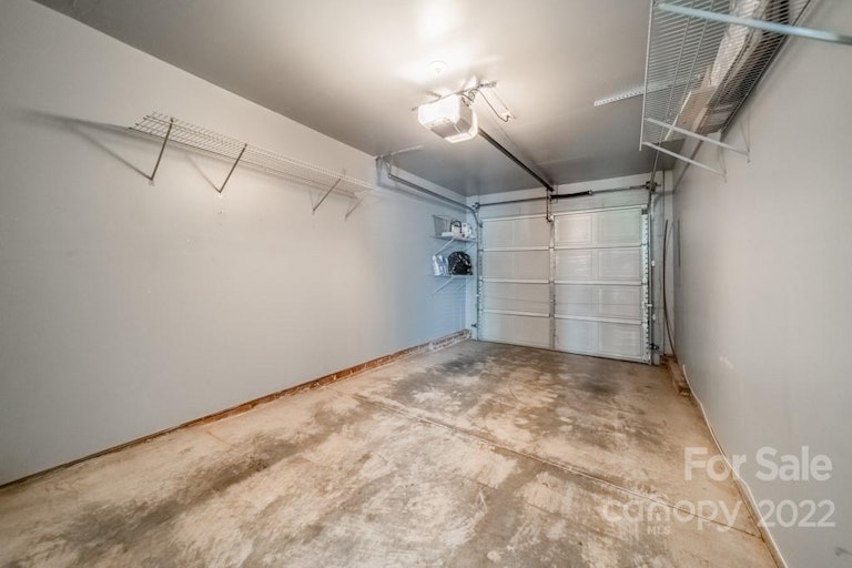 Photo 28 of 33 - 17360 Villanova Rd, Huntersville, NC 28078