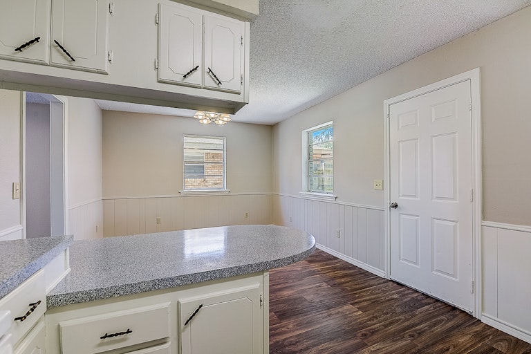 Photo 15 of 35 - 378 Bass Rd, Rockwall, TX 75032