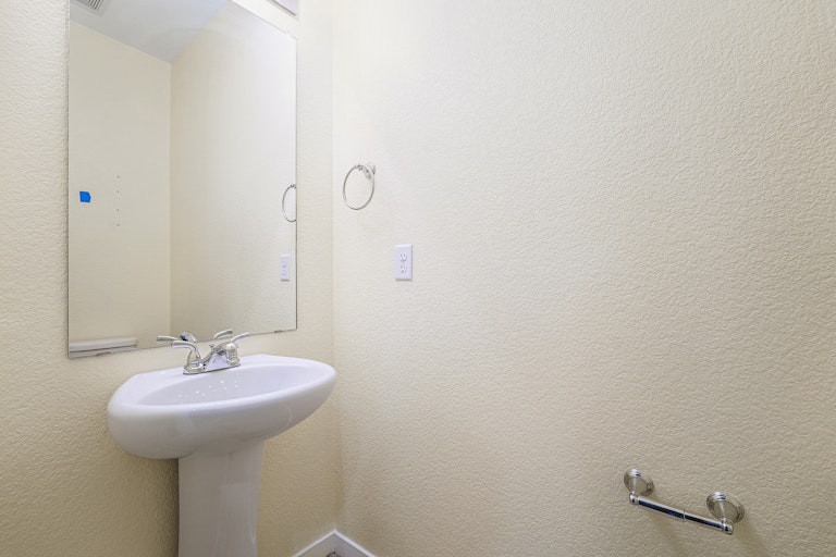 Photo 13 of 19 - 5256 Andes St, Denver, CO 80249
