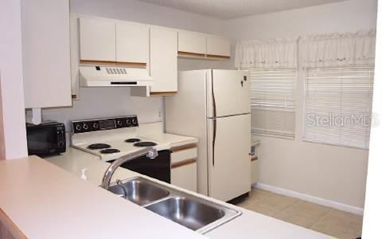 Photo 2 of 4 - 54 Kings Colony Ct, Palm Coast, FL 32137