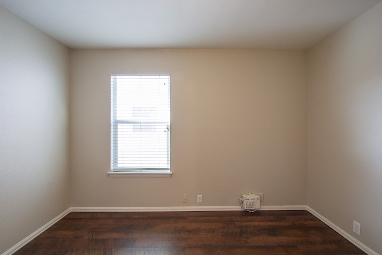 Photo 9 of 17 - 3422 Kodiak Diamond, San Antonio, TX 78245