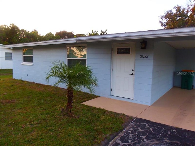 Photo 1 of 15 - 2032 Pennsylvania Ave, Englewood, FL 34224
